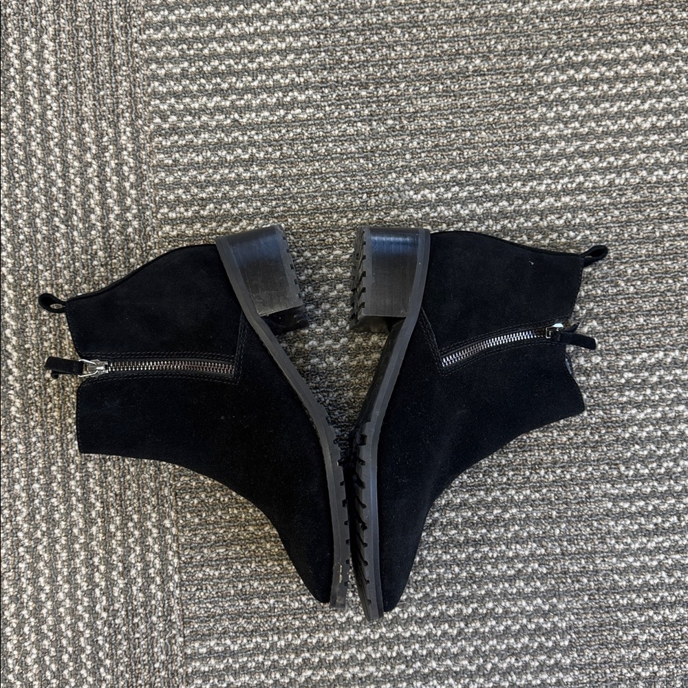 Blondo Samara Black Suede Waterproof Zip Bootie, size 6.5 - Picture 7 of 14